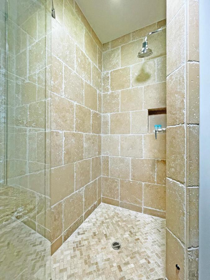 Catalina Courtyard Suites Avalon Extérieur photo