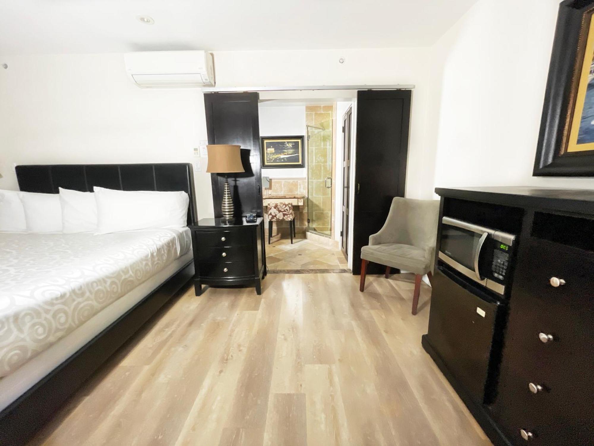 Catalina Courtyard Suites Avalon Extérieur photo